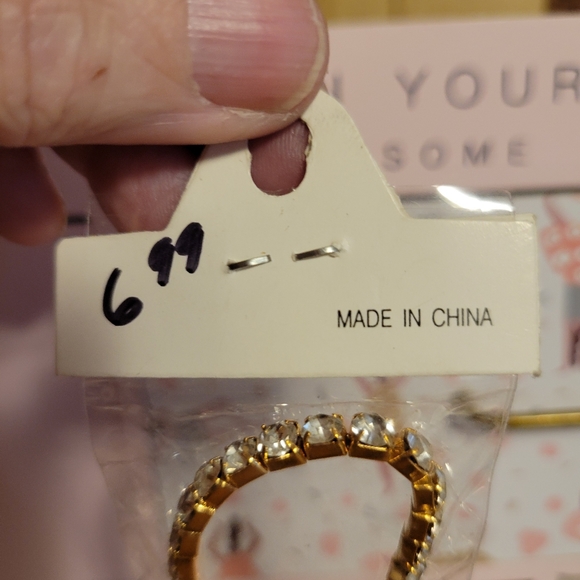 Diamond in gold stretch braclet - Picture 4 of 4